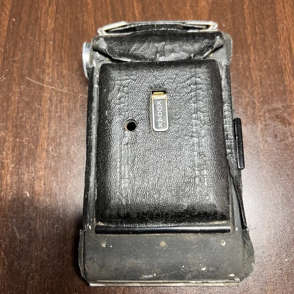 Vtg Kodak‎ Vigilant Junior Six-20 Folding Camera w Box Guides Kodet Lens *AS-IS*